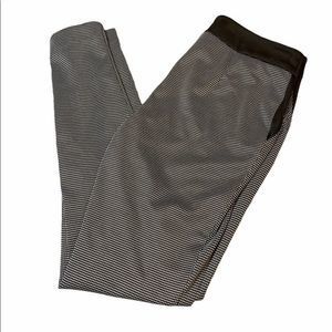 3/$30🛍 Reitmans Checkered Slim Fit Formal Pants 7